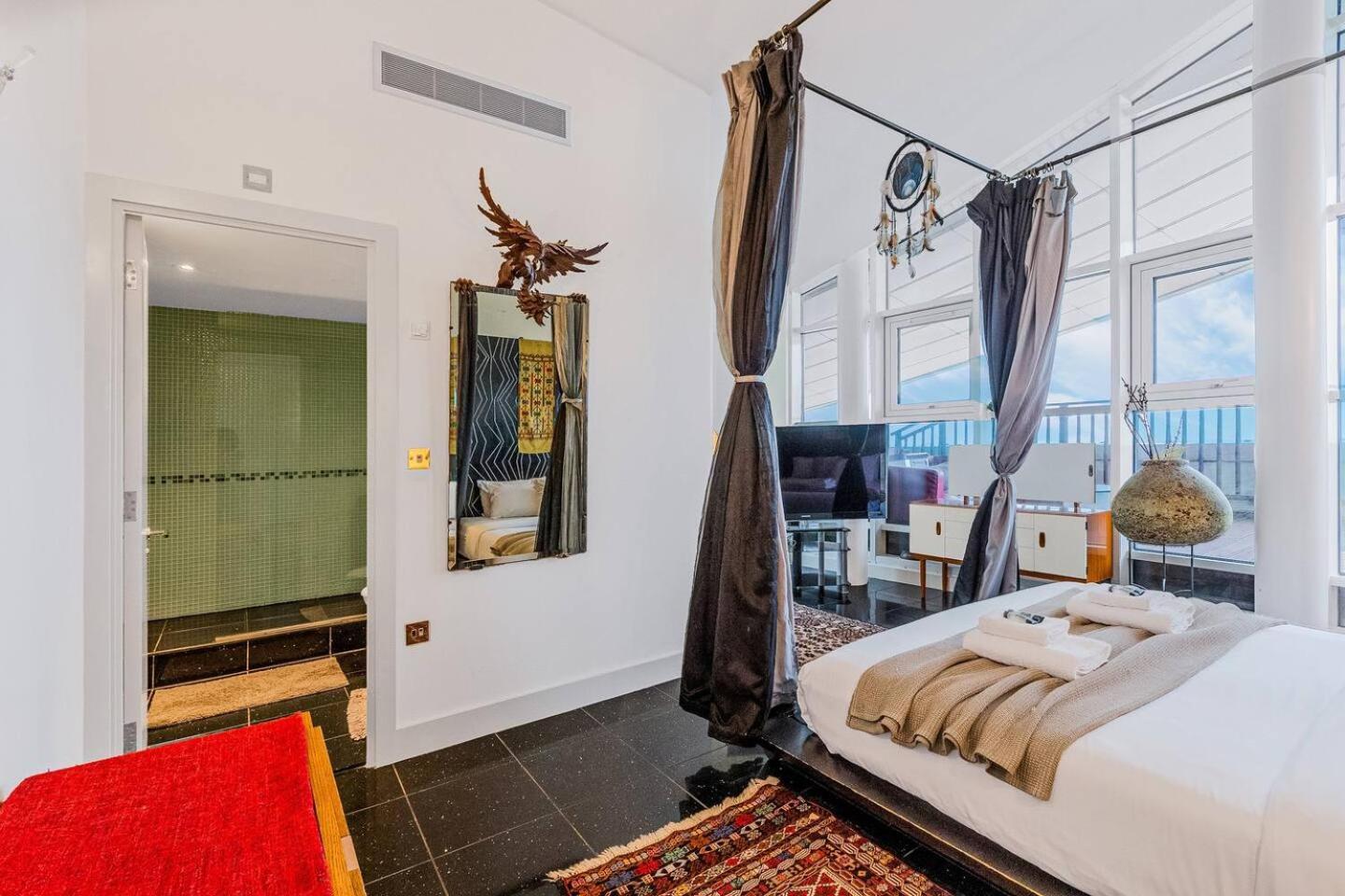 London Canary Wharf Riverside Penthouse Apartment Exterior photo