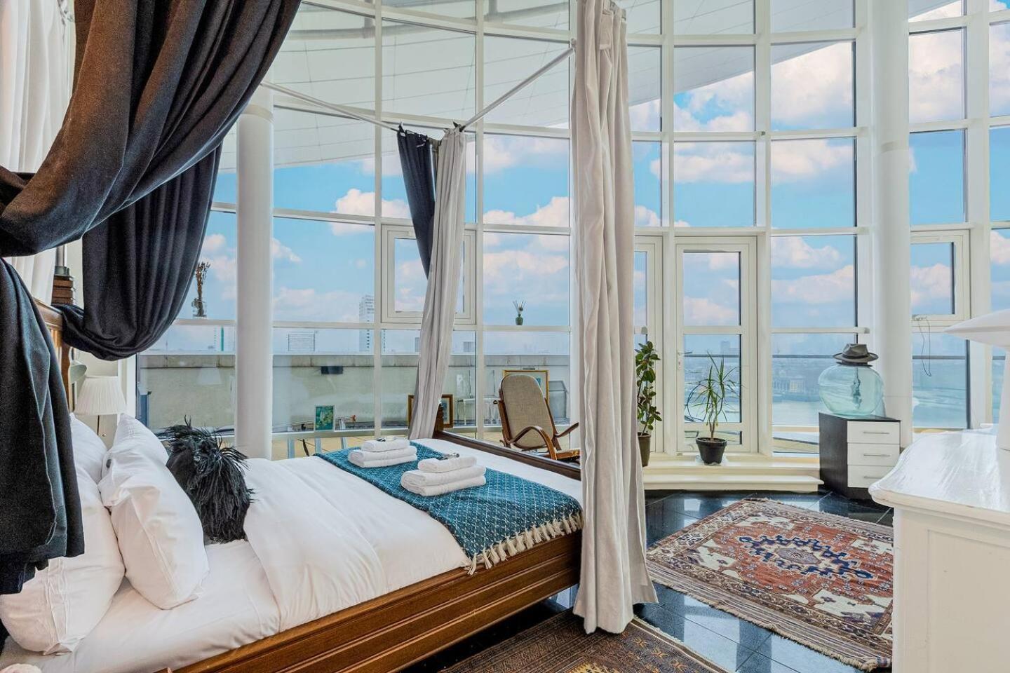London Canary Wharf Riverside Penthouse Apartment Exterior photo